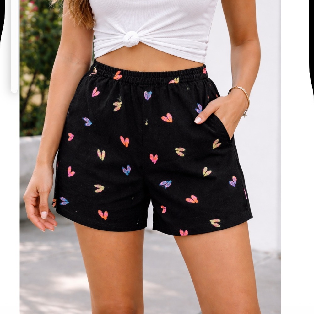 COLDWATER CREEK Black Embroidered Flip Flop Shorts NWOT